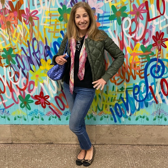 Meet your Posher, Jocelyn - Picture 1 of 1